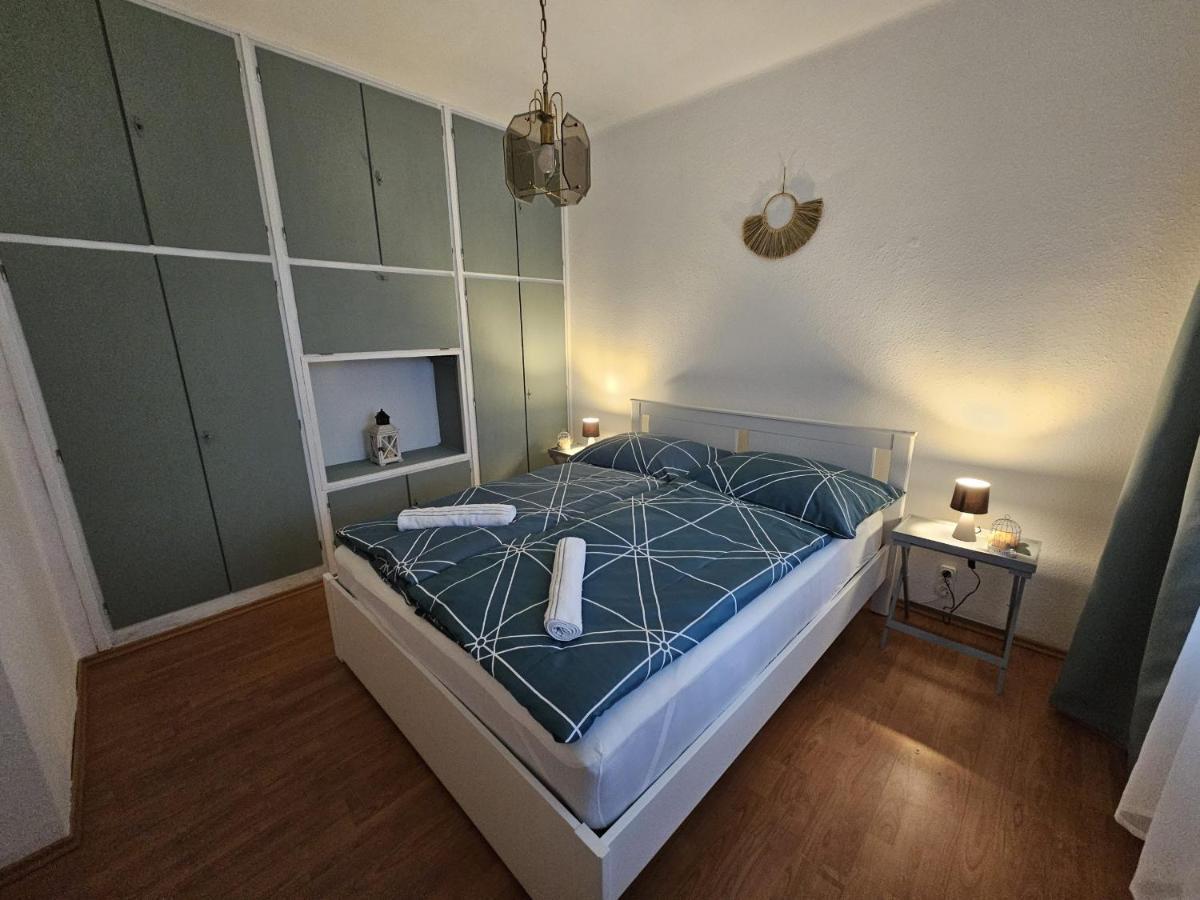 Babi Apartmanhaz เจเนชดิแอช ภายนอก รูปภาพ