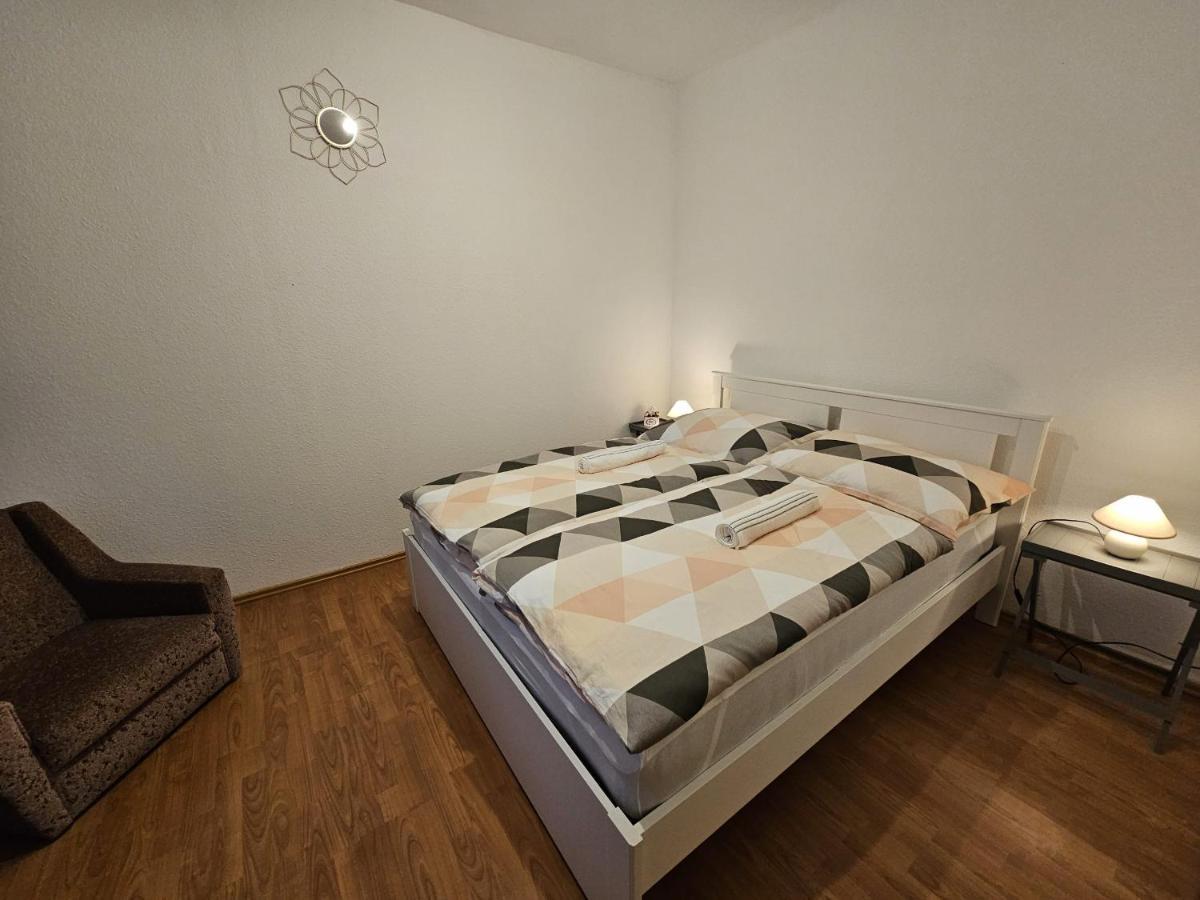 Babi Apartmanhaz เจเนชดิแอช ภายนอก รูปภาพ